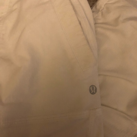 Lulu Lemon Pants - Picture 3 of 5